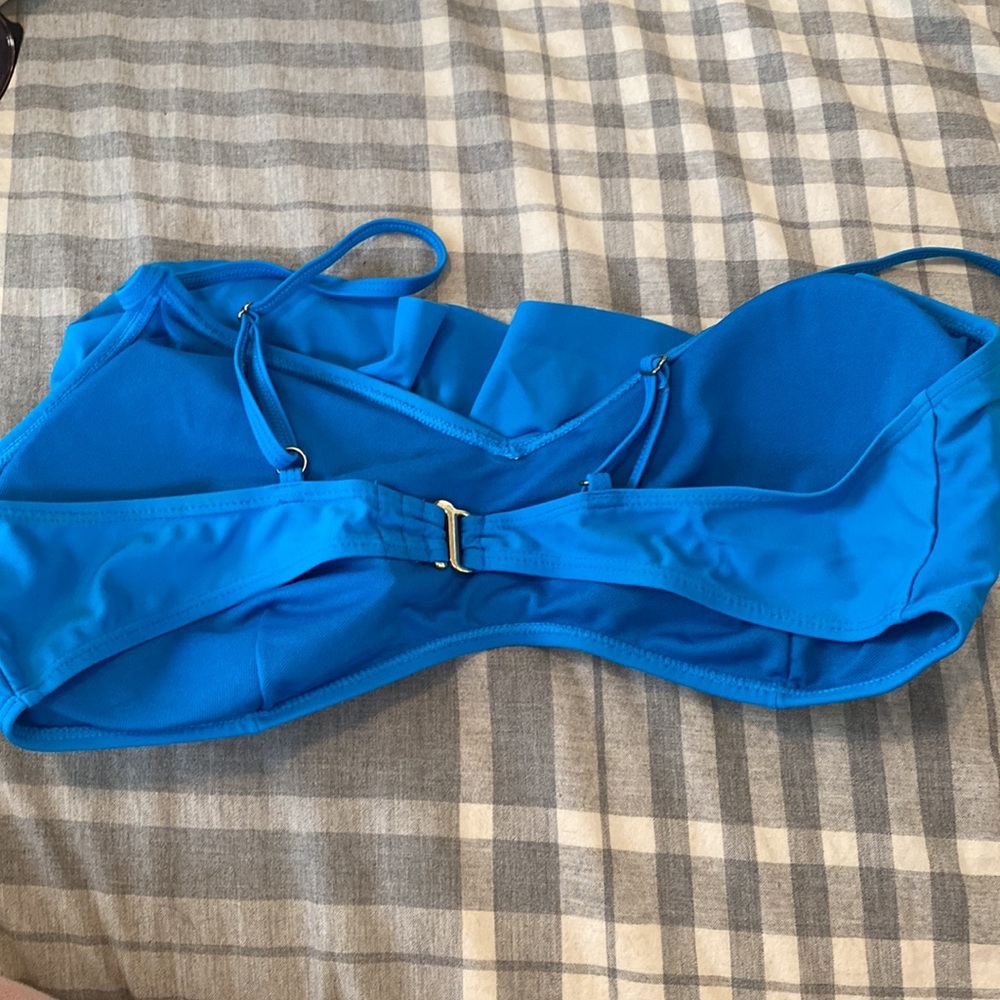 Juicy Couture Ruffle Bikini - Picture 6 of 6